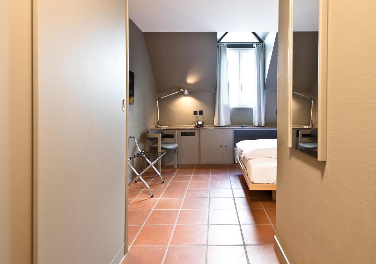 Hotel Sonne Sissach Luaran gambar